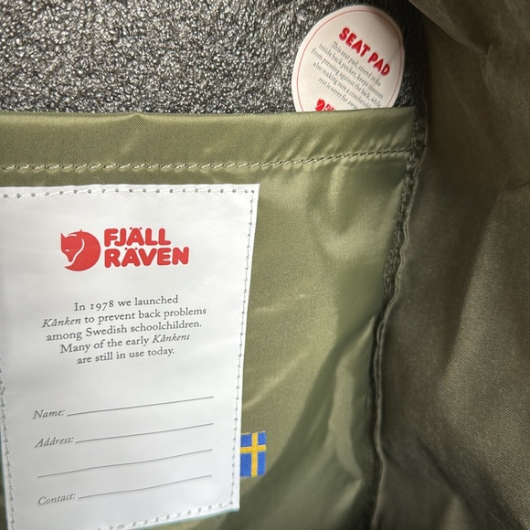 KÅNKEN Mini Green-Folk Pattern Small Outdoors Backpack - Picture 3 of 9